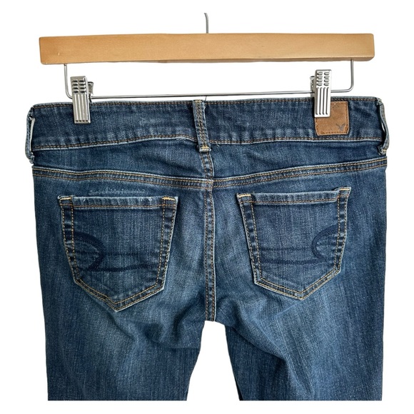 American Eagle Jeans Artist Stretch 2009  Jeans Low Rise Zip & 2 Button Size 4 - Picture 3 of 9